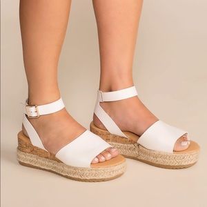 WHITE PLATFORM SANDALS